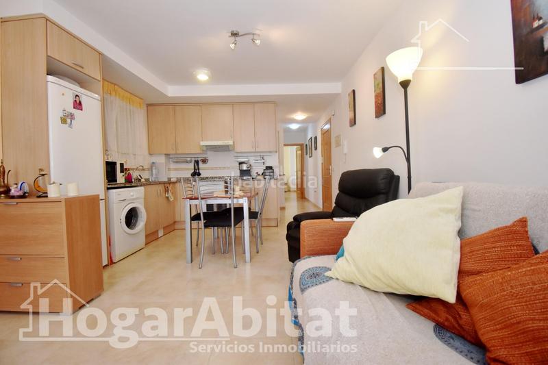 Foto 336e8b2d-4d8c-4d7a-b2bd-5c8ea5d899da. Piso el grao r! alto, esquinero y luminoso con garaje y terraza en Moncofa