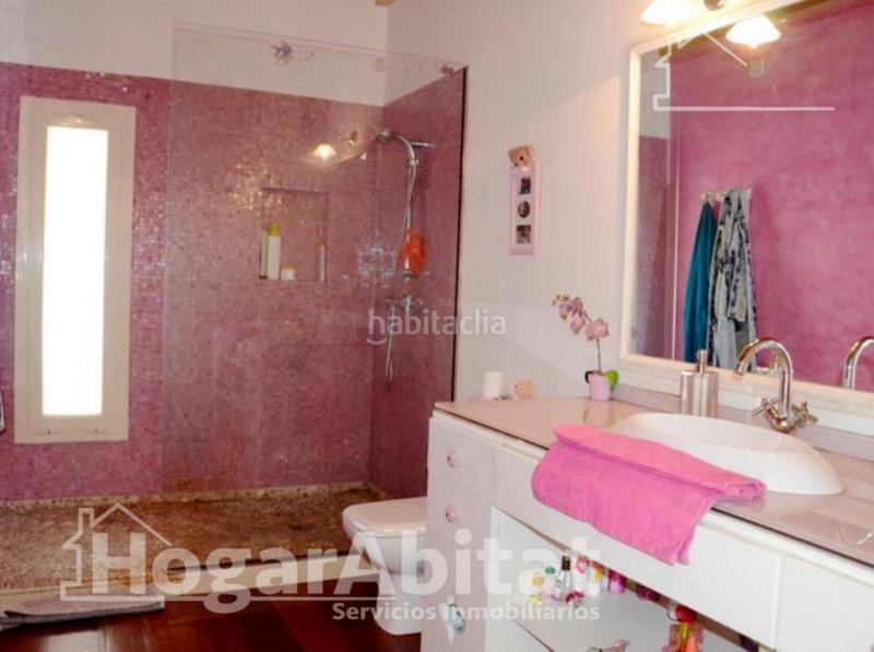 Foto 297f46b3-0e7a-4559-b5de-83cc0bde7f17. Chalet precioso chalet reformado con terraza, garaje y jardín en Algemesí
