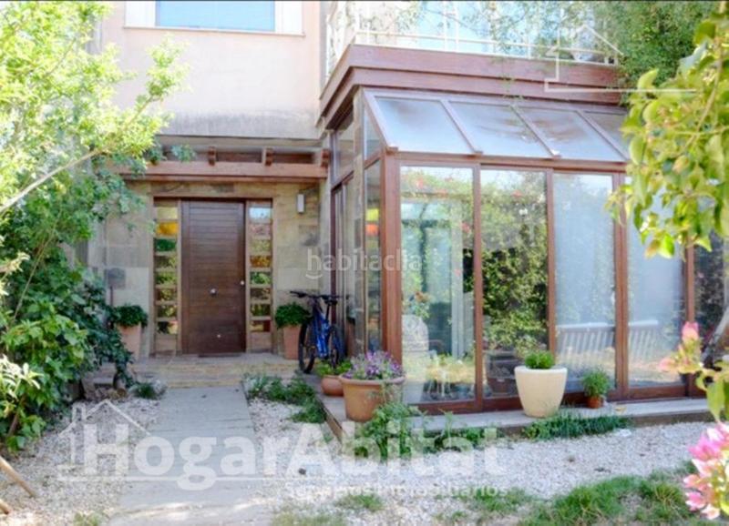 Foto cbf77003-a381-432c-abea-e4ee7e4520fd. Chalet precioso chalet reformado con terraza, garaje y jardín en Algemesí