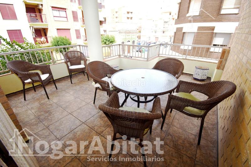 Foto 05b245ad-511e-411d-9234-6837c97ea127. Piso vistas laterales al mar! amplio, bonito y exterior con piscina y terraza en Burriana