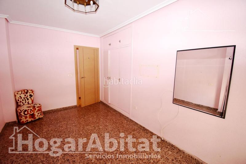 Foto b825e23a-93c1-4f79-8f93-e02434d6ae54. Piso vistas laterales al mar! amplio, bonito y exterior con piscina y terraza en Burriana