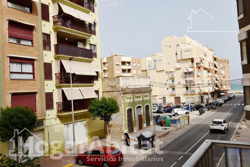 Foto d44b9ae5-a4d3-44a2-a8a1-d70303ac7d36. Piso vistas laterales al mar! amplio, bonito y exterior con piscina y terraza en Burriana