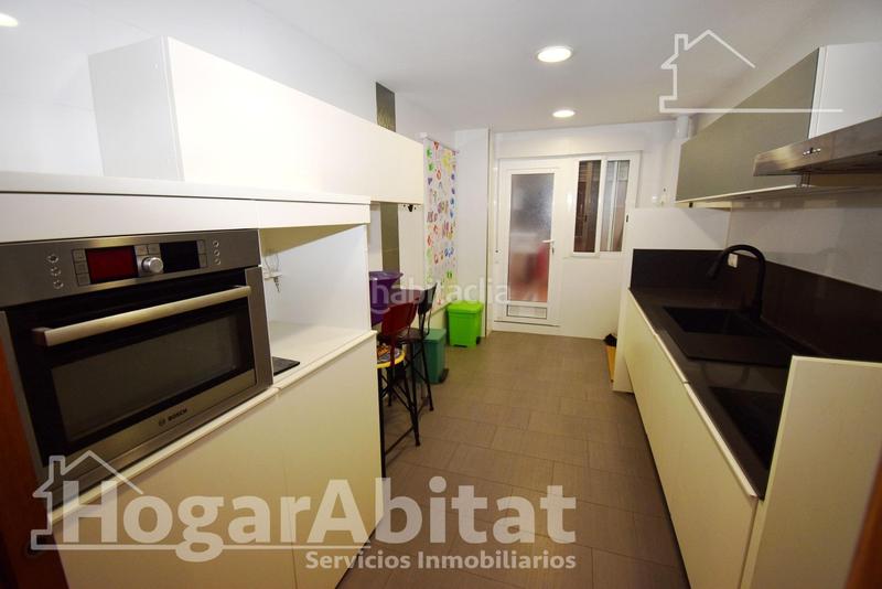 Foto d4574975-8c69-42c7-95e8-9172ad5fdc34. Piso vistas laterales al mar! amplio, bonito y exterior con piscina y terraza en Burriana