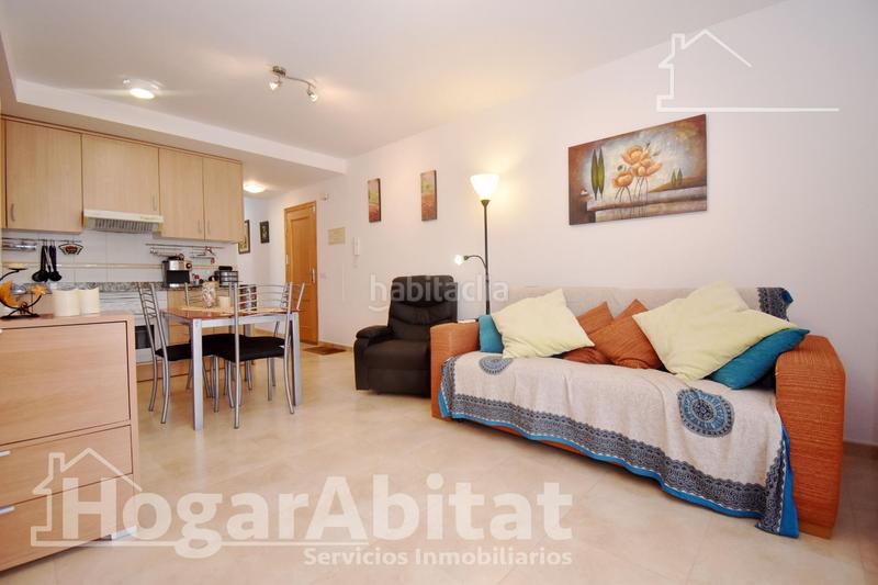 Foto 907fd256-3fa8-458e-b7a4-aafa6b1b663a. Piso el grao r! alto, esquinero y luminoso con garaje y terraza en Moncofa