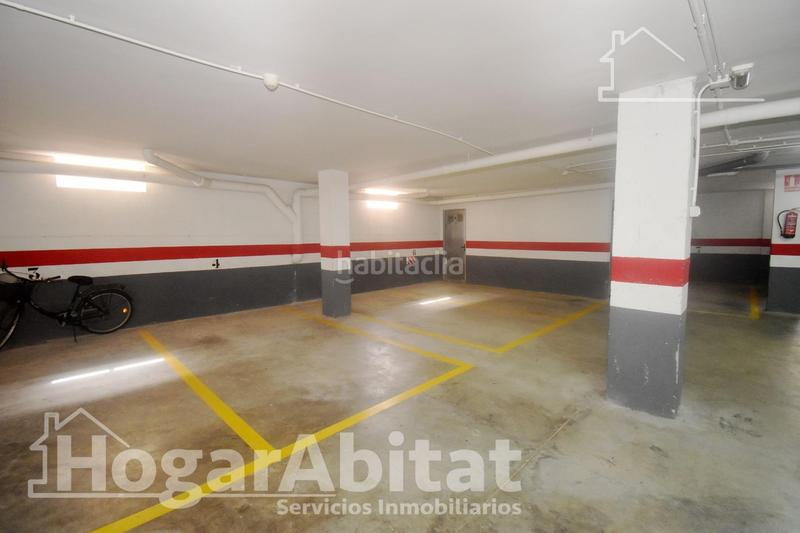 Foto b5b70ca5-c836-4eb8-aeab-97d7e0c69de9. Piso el grao r! alto, esquinero y luminoso con garaje y terraza en Moncofa
