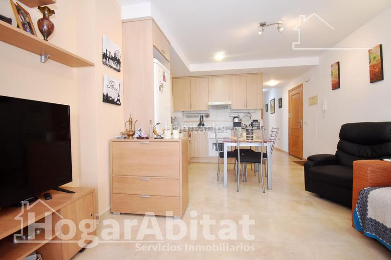 Foto d8a276d6-2e77-41ca-bb82-a6c25ff6f217. Piso el grao r! alto, esquinero y luminoso con garaje y terraza en Moncofa