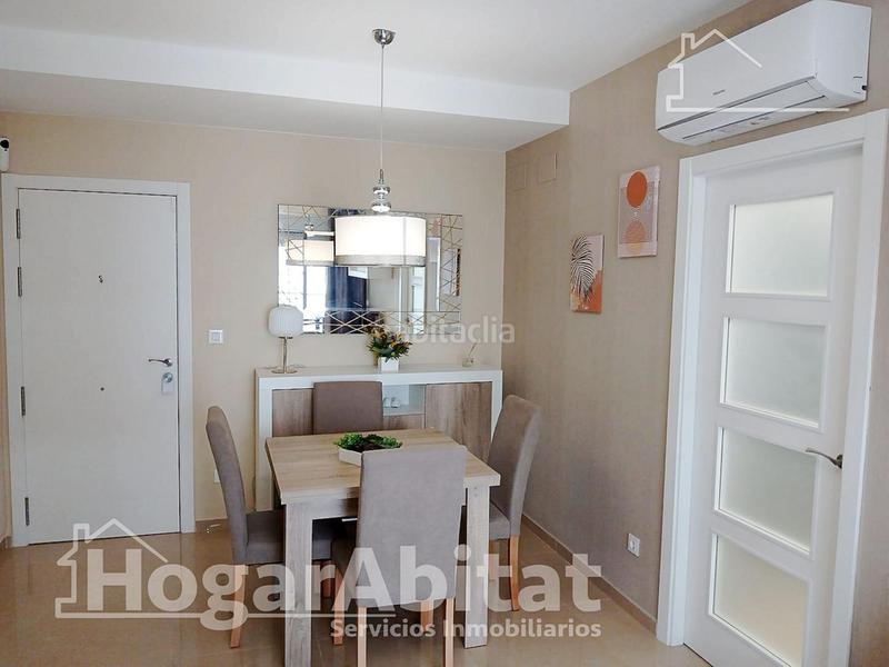 Foto c78ad101-b4a0-49a1-a204-5d0a8f2afa9e. Piso totalmente nuevo! exterior en residencial con piscina y terraza junto a la playa en Cabanes
