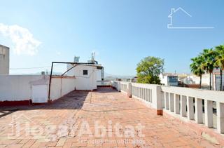Casa a Bellreguard. Bellreguard centro! gran edificio de tres alturas con local come