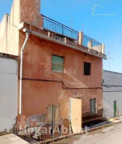 Foto 707ca43f-3809-401e-a1f5-fed32dd1a34a. Casa economico! casa con terraza y con muchas posiblidades en Alzira