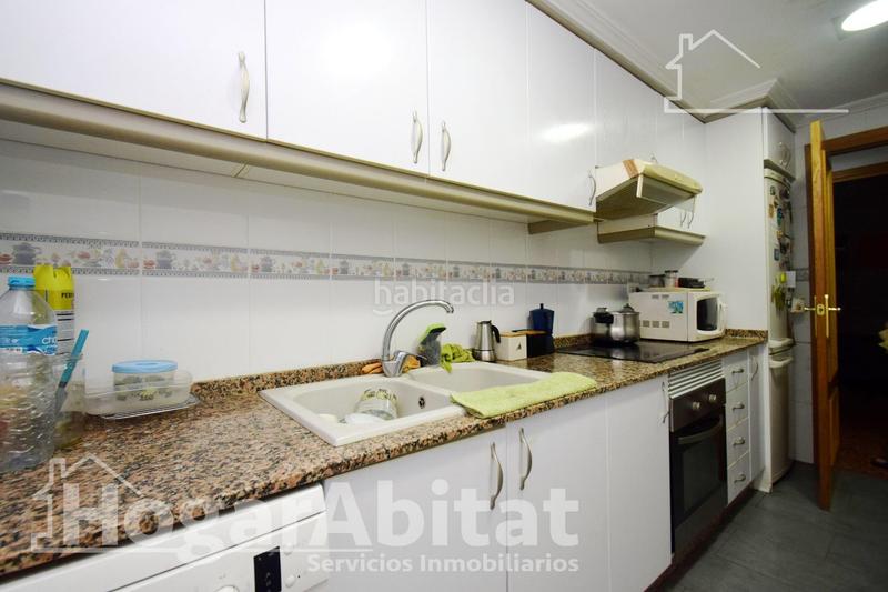 Foto 84ed4215-3624-4d68-ae51-e860568d9d02. Piso amplio, muy luminoso y exterior con garaje y balcón en Aldaia