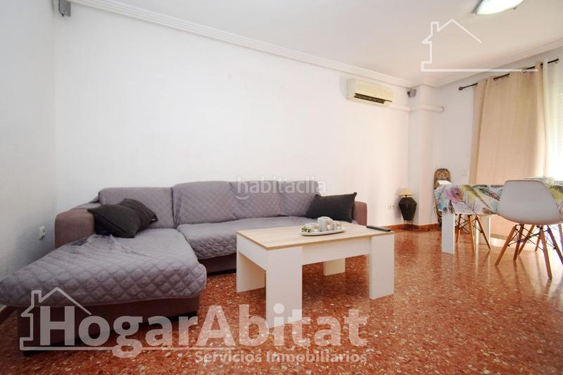 Foto c3f129bb-baa5-451a-b181-2d72dd7ebcb8. Piso amplio, muy luminoso y exterior con garaje y balcón en Aldaia