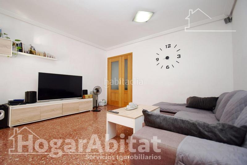 Foto fe64170c-d46a-4039-b122-dcd79f54161c. Piso amplio, muy luminoso y exterior con garaje y balcón en Aldaia