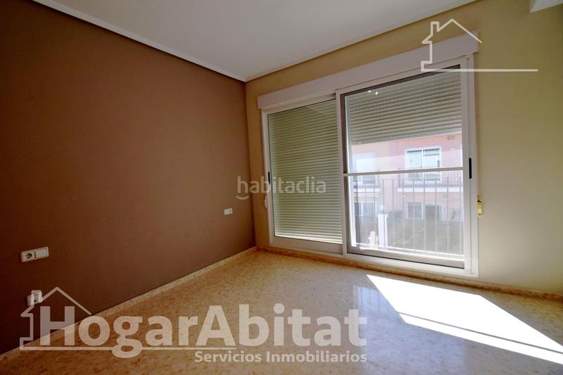 Foto 81e31d10-42a5-4a78-ba64-05d32a0262fe. Casa adosada adosado espectacular, amplio y luminoso con tres terrazas, en el centro en Moncada