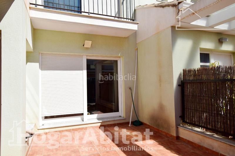 Foto ab9c6f07-300a-4991-850d-5065ffebe3e5. Casa adosada adosado espectacular, amplio y luminoso con tres terrazas, en el centro en Moncada