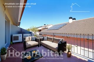 Casa adossada a Moncada. Adosado espectacular, amplio y luminoso con tres terrazas, en el