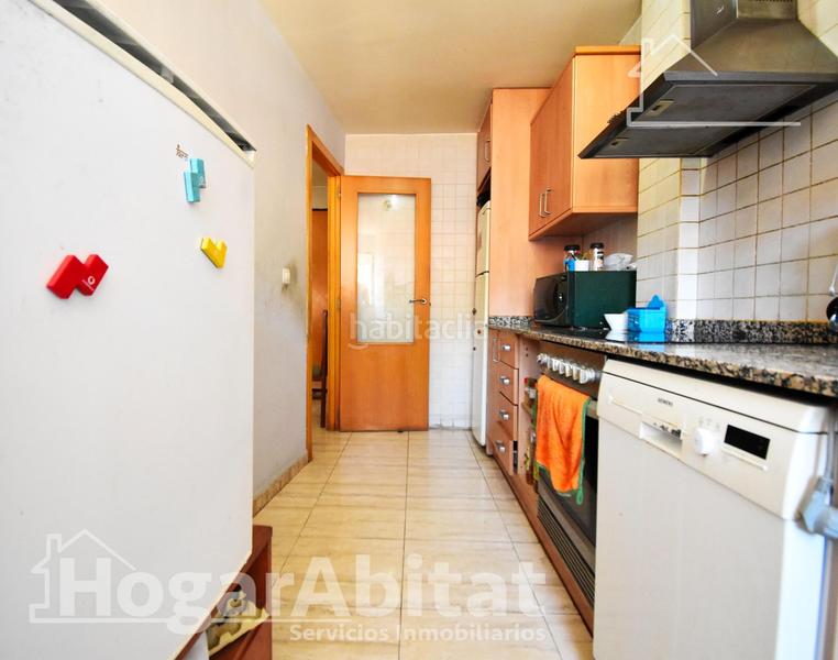 Foto 0d4efbeb-5477-47c7-9b84-3311da180f6f. Piso vistas a las montañas! ático acogedor, esquinero y económico con garaje y terraza en Villalonga