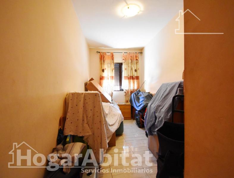 Foto 4437c0f3-bfd5-4171-a6e0-266f0fa39da8. Piso vistas a las montañas! ático acogedor, esquinero y económico con garaje y terraza en Villalonga