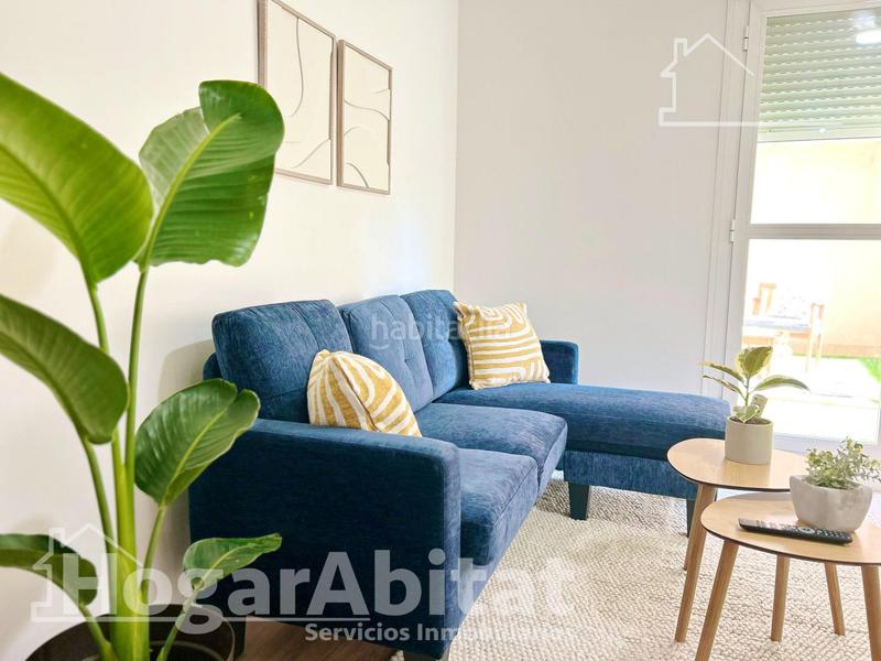 Foto edbf310b-bfad-4ca4-b109-ee5860d4d164. Piso reformado y económico, en residencial con piscina y gran terraza en Cuevas del Almanzora