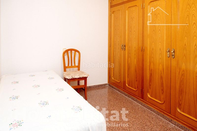 Foto 27589e80-09c0-4e68-92a4-7df2dd683d51. Casa amb aparcament a Coves de Vinromà (les)