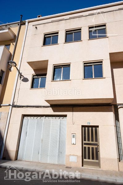Foto 8a6a73ed-2a89-450f-85db-26989a6070ff. Casa amb aparcament a Coves de Vinromà (les)