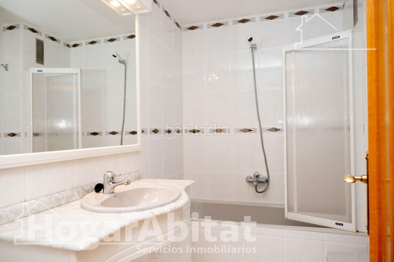 Foto d51a4b93-8147-47f8-96ff-88306bae4abe. Casa amb aparcament a Coves de Vinromà (les)