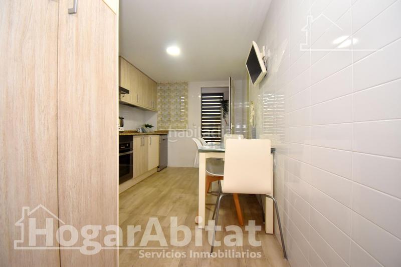 Foto 8e33ca51-cc48-4bc5-b7a2-2374c292b959. Piso espectacular! amplio, bonito y luminoso con garaje y trastero en Villarreal / Vila - real