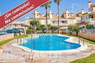 Casa adossada a Playa Flamenca. Playa flamenca! precioso adosado en residencial con piscina y do