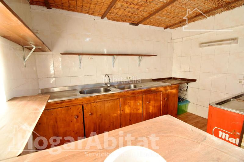 Foto 04f64c8a-d508-40cb-afbb-f683d66f3098. Chalet  con gran terreno, piscina, barbacoa y garaje en Gandia