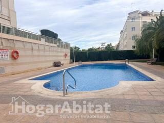 Pis  Calle ginesta. Espectacular! amplio y exterior en residencial con piscina y gar