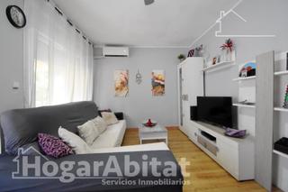 Appartement  Calle gandía. Muy amplio y reformado con terraza y ascensor