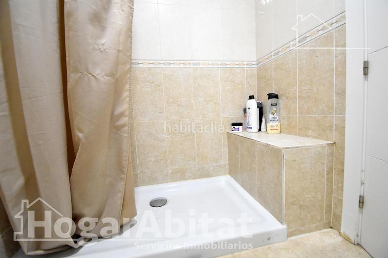 Foto a5e99232-40ef-44b2-b065-26e380c95f8e. Pis a Corea Gandia