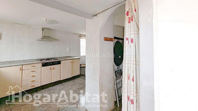 Foto b5f480ba-4a75-4953-ac7e-5d72ecd97111. House with parking in El Molí Torrent