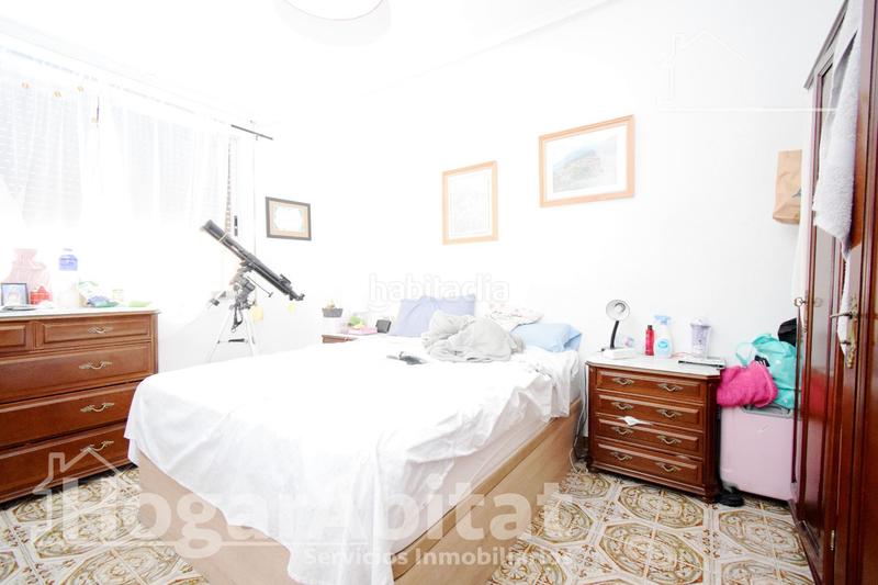 Foto 1c9749e6-94fb-466d-aa27-c5eafed52018. Pis amb calefacció a Zona Avenida al Vedat Torrent