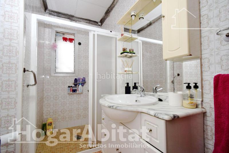 Foto 4b895c3b-59b0-4428-aa16-f28b3bf97945. Pis amb calefacció a Zona Avenida al Vedat Torrent