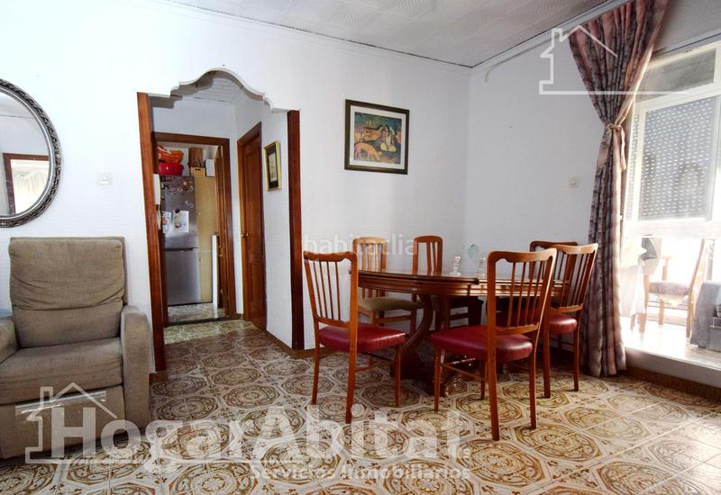 Foto c8e14649-fa6d-43cf-8188-608efaa12e9e. Pis amb calefacció a Zona Avenida al Vedat Torrent