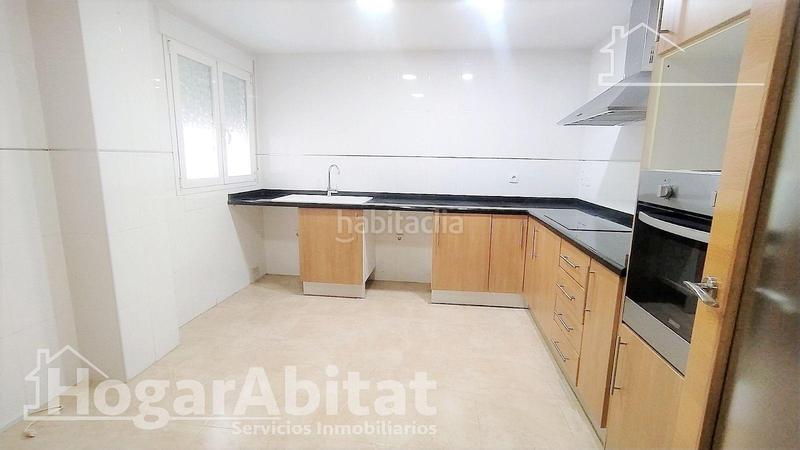 Foto 5c3361cf-d9d1-4d54-8b60-6dbdccd45151. Dachwohnung mit heizung in Germaníes - Juzgados Gandia