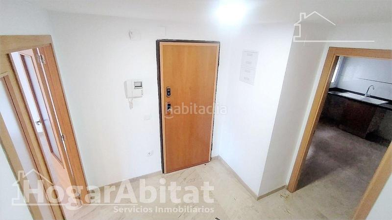 Foto c00827cb-29e5-4fc8-b145-2bf2841756bd. Dachwohnung mit heizung in Germaníes - Juzgados Gandia