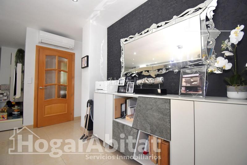 Foto c725fdc3-e04c-440d-8bb5-d379813de245. Casa adossada amb calefacció aparcament a Estación - Universidad Castellón de la Plana