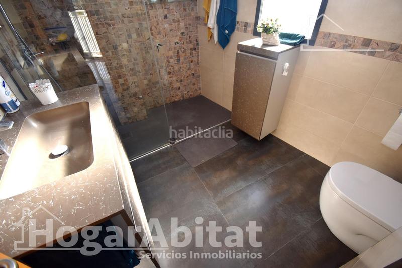 Foto dea74aff-8d57-49ed-a7a3-0fc45baab056. Casa adossada amb calefacció aparcament a Estación - Universidad Castellón de la Plana