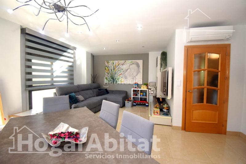 Foto ff457163-c375-4281-a96d-8f151a42005f. Casa adossada amb calefacció aparcament a Estación - Universidad Castellón de la Plana