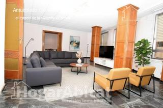 Appartement  Calle falcó. Oportunidad de inversión. disfruta de una vivienda con oficina e