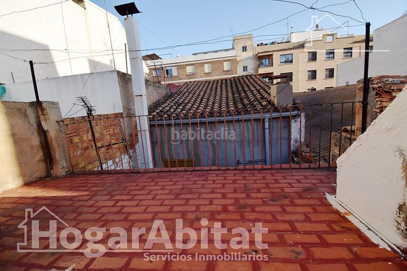 Foto 23ed5a8e-e80d-4c29-a75d-3c6e14772912. Casa amplia casa con terraza en el Centro en Centro Villarreal / Vila - real