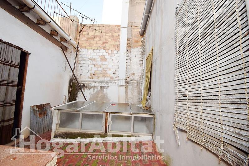 Foto 2c8f2339-6603-4304-b366-3a83ab3287d6. Casa amplia casa con terraza en el Centro en Centro Villarreal / Vila - real