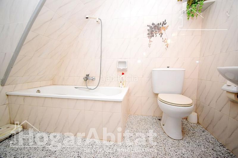 Foto 58526d04-78d9-4f25-a333-17cdeb1f0e6c. Casa amplia casa con terraza en el Centro en Centro Villarreal / Vila - real