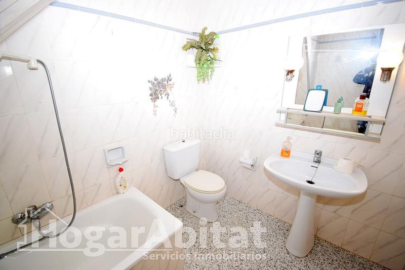 Foto 9896ef23-8316-4c67-9568-5b0d34721923. Casa amplia casa con terraza en el Centro en Centro Villarreal / Vila - real