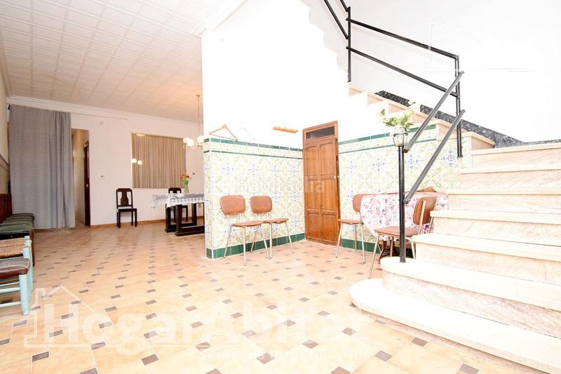 Foto ea53aa6d-34d9-468f-9030-bdc7e4541f54. Casa amplia casa con terraza en el Centro en Centro Villarreal / Vila - real