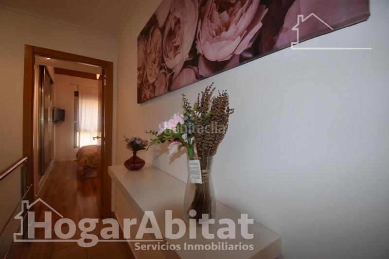 Foto eebd812a-694d-48a6-a9de-a75f67490cc3. Casa espectacular casa totalmente reformada con terraza en Sueca