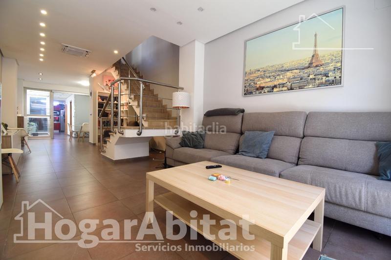 Foto f6542de1-8820-4ccd-93f2-3c44464b4409. Casa espectacular casa totalmente reformada con terraza en Sueca