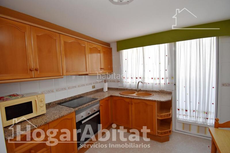 Foto 1de89f94-d4ad-484e-9644-f42bcece2676. Appartamento con parcheggio in Llombai Burriana