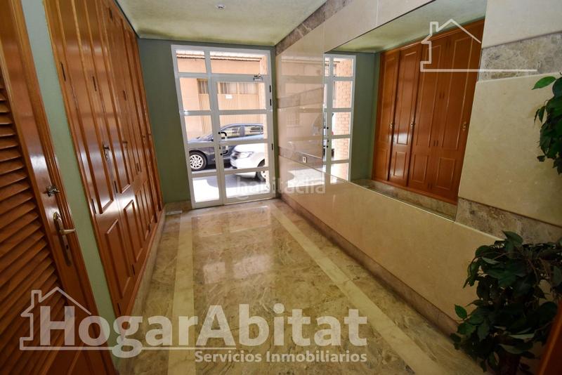 Foto 3235c7da-f80f-417c-b516-cb5458399e6a. Appartamento con parcheggio in Llombai Burriana